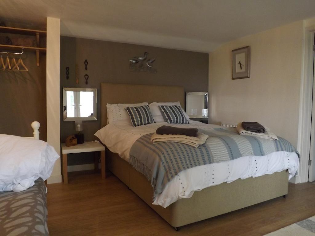 The Swallows Guest House New Quay  Quarto foto